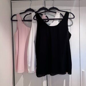 3 Women's Relaxed Scoop Sleeveless Tops